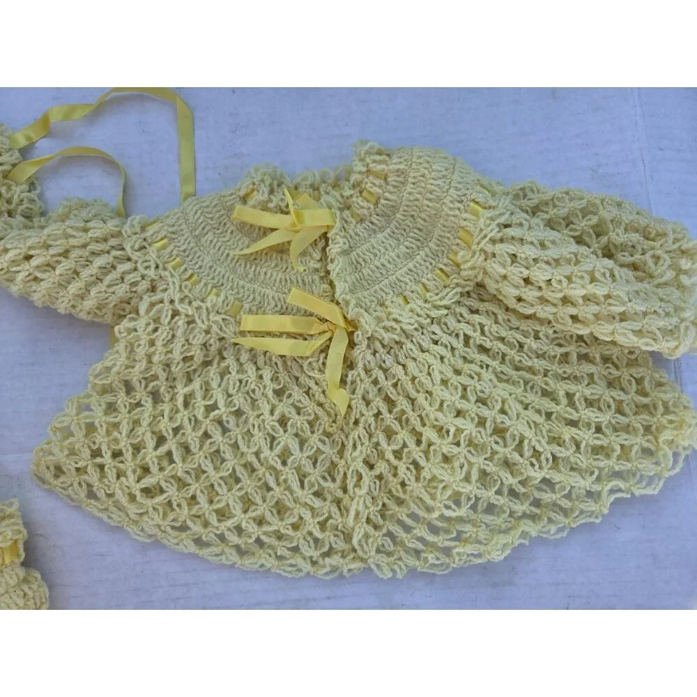 Vintage Handmade Knit Crochet Doll Or Baby Clothes‎ Set Bonnet Sweater Booties